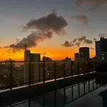 Flat No Coracao Da Barra